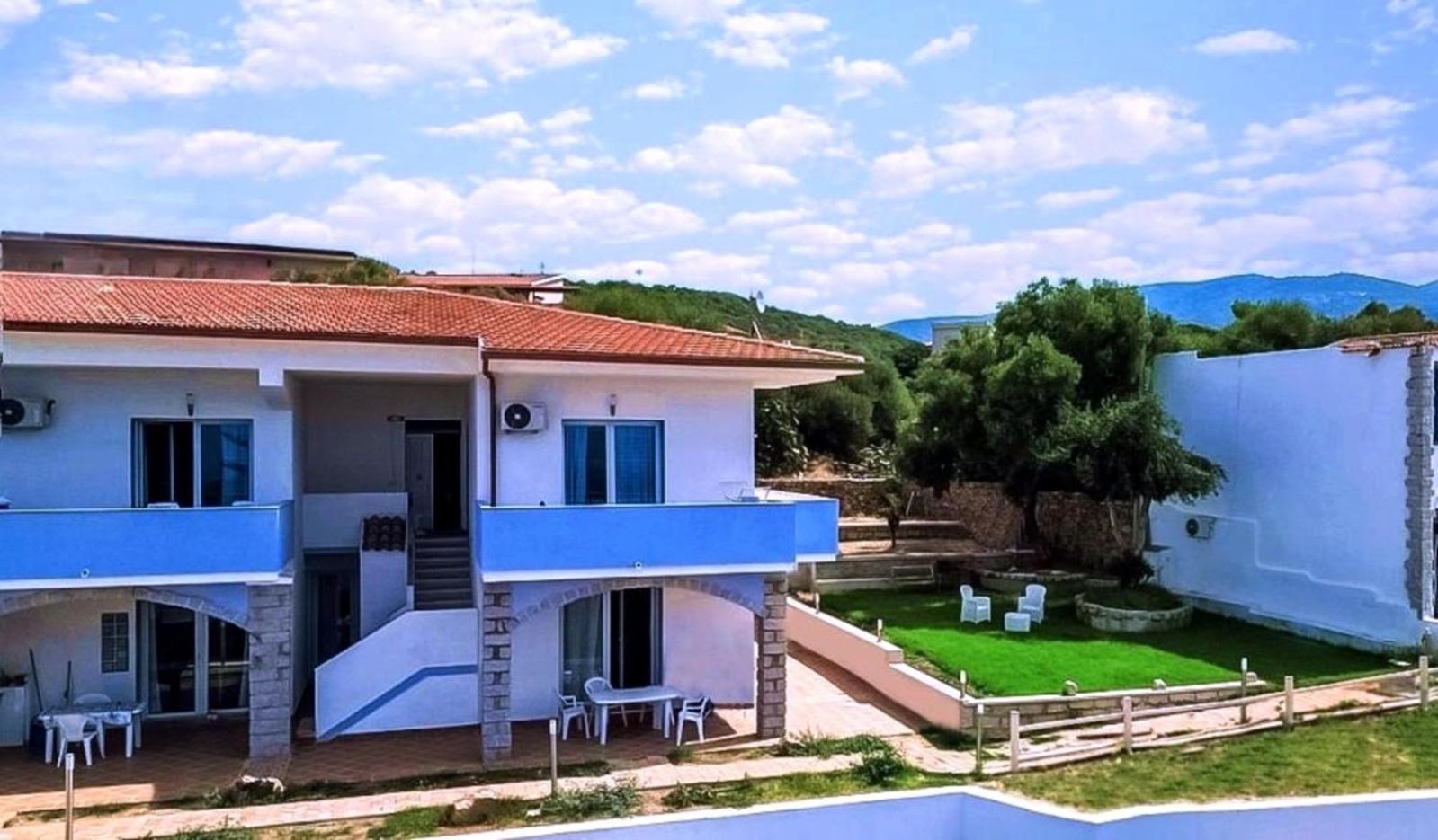 Beb Con Piscina Villa Del Borgo Badesi Εξωτερικό φωτογραφία