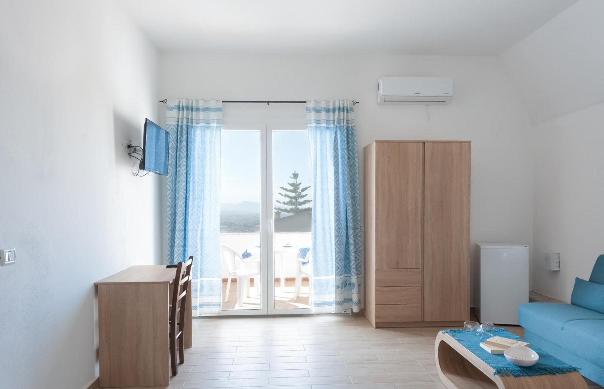 Beb Con Piscina Villa Del Borgo Badesi Εξωτερικό φωτογραφία