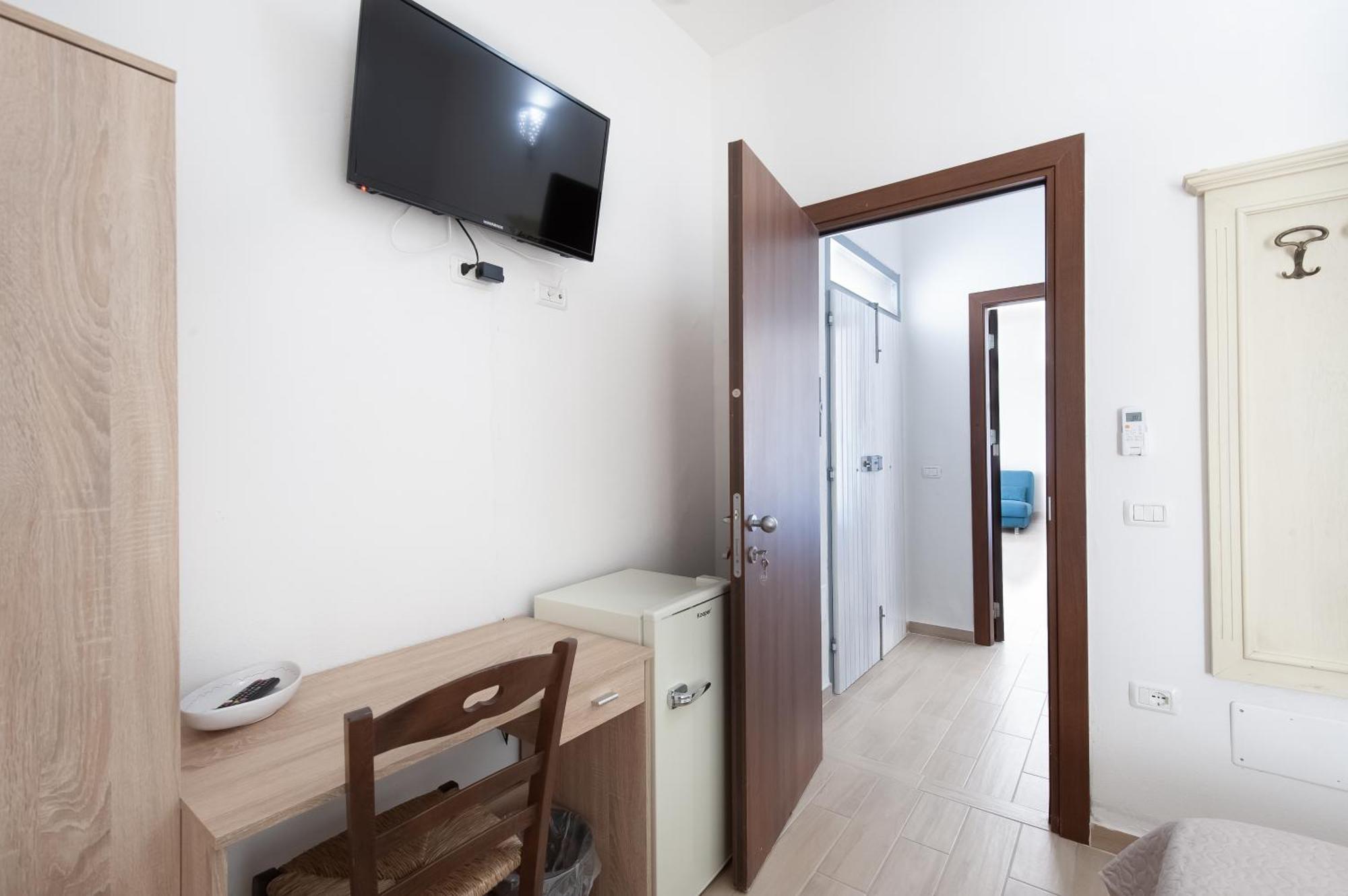 Beb Con Piscina Villa Del Borgo Badesi Εξωτερικό φωτογραφία