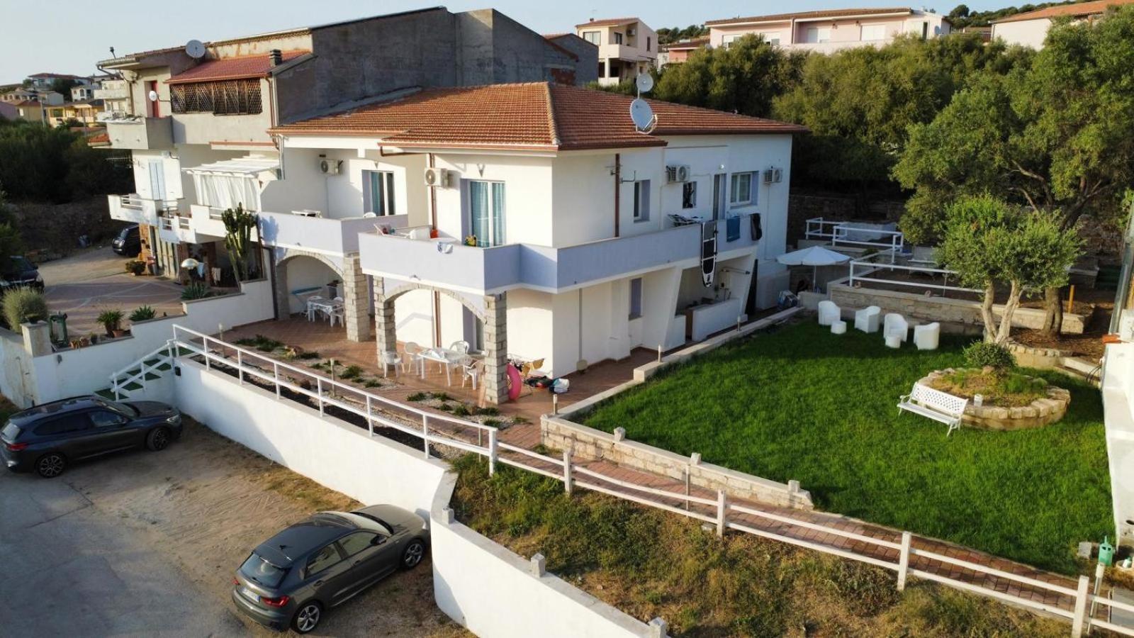 Beb Con Piscina Villa Del Borgo Badesi Εξωτερικό φωτογραφία
